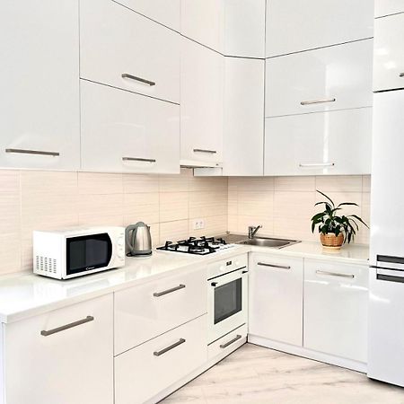 Appartement Семицвіт à Lviv Extérieur photo