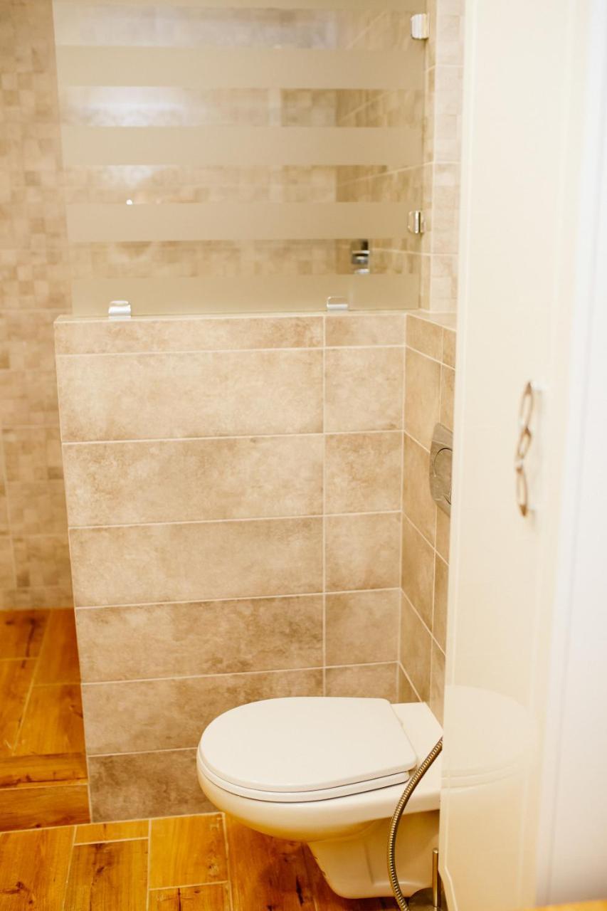 Appartement Семицвіт à Lviv Extérieur photo